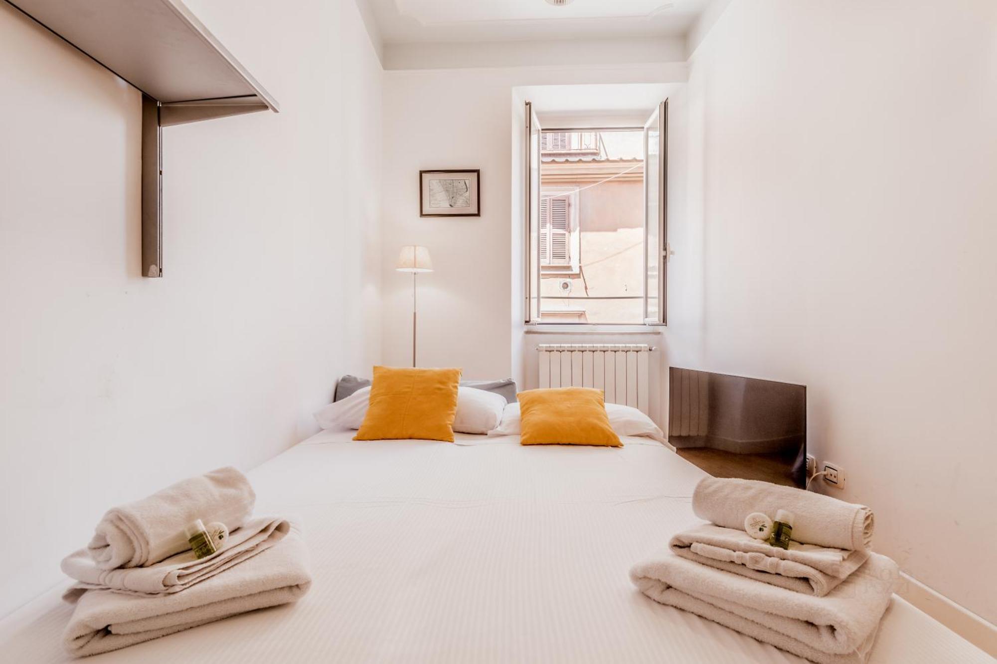 Bbhome Comfort Apartment Near Colosseum Rome Exterior photo