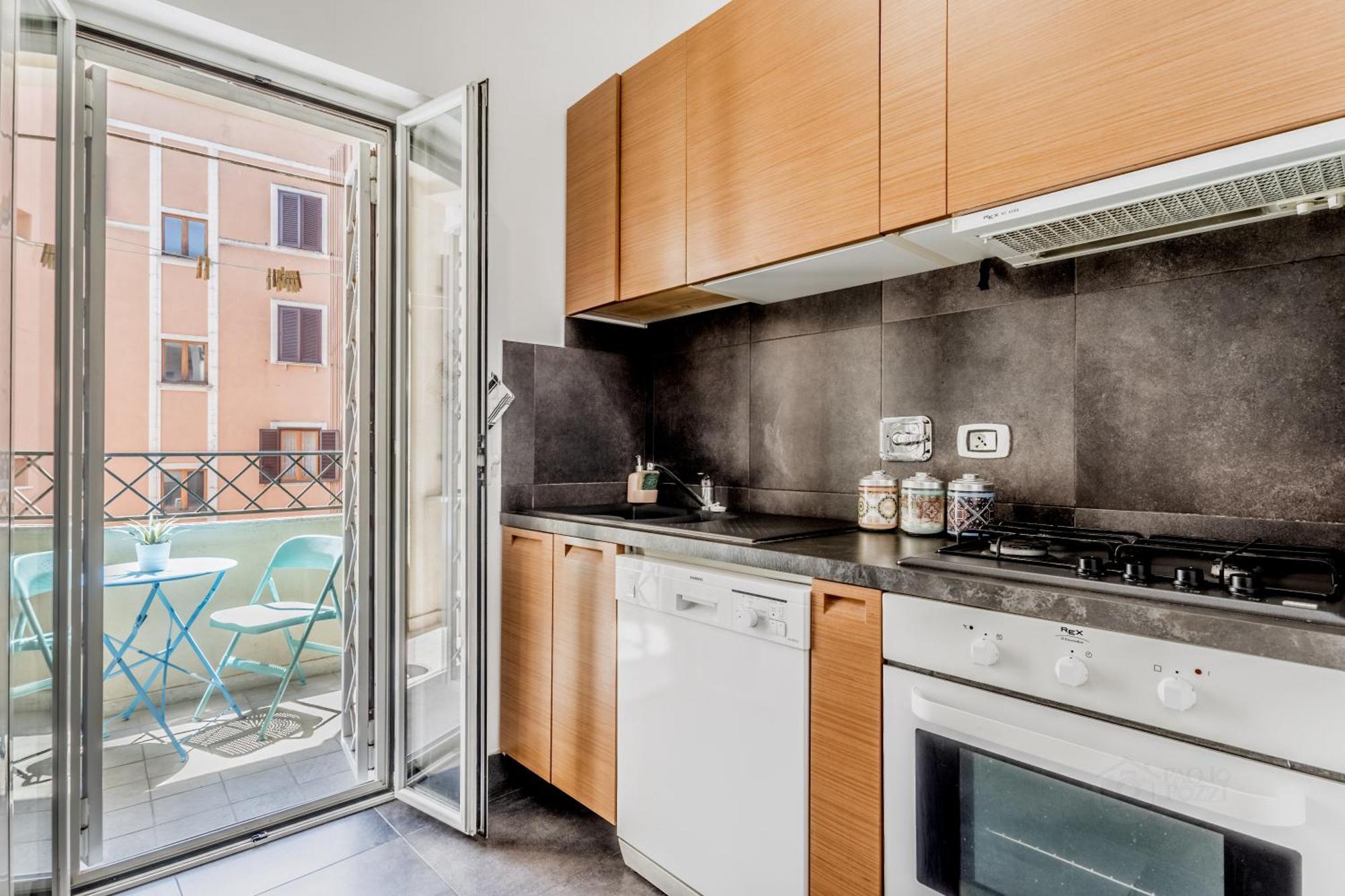 Bbhome Comfort Apartment Near Colosseum Rome Exterior photo